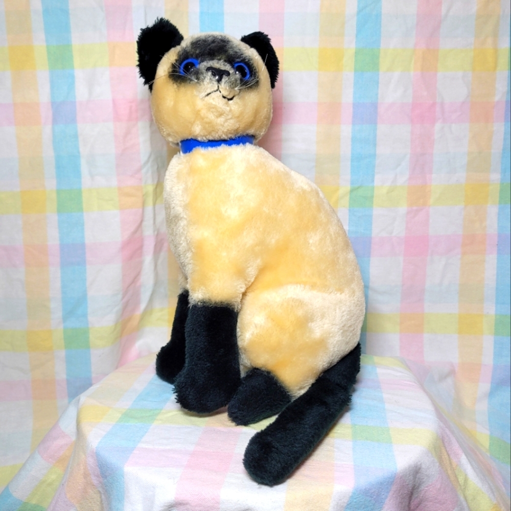 Vintage Dakin Fun Farm Siamese cat chocolate point kitten stuffed plush toy